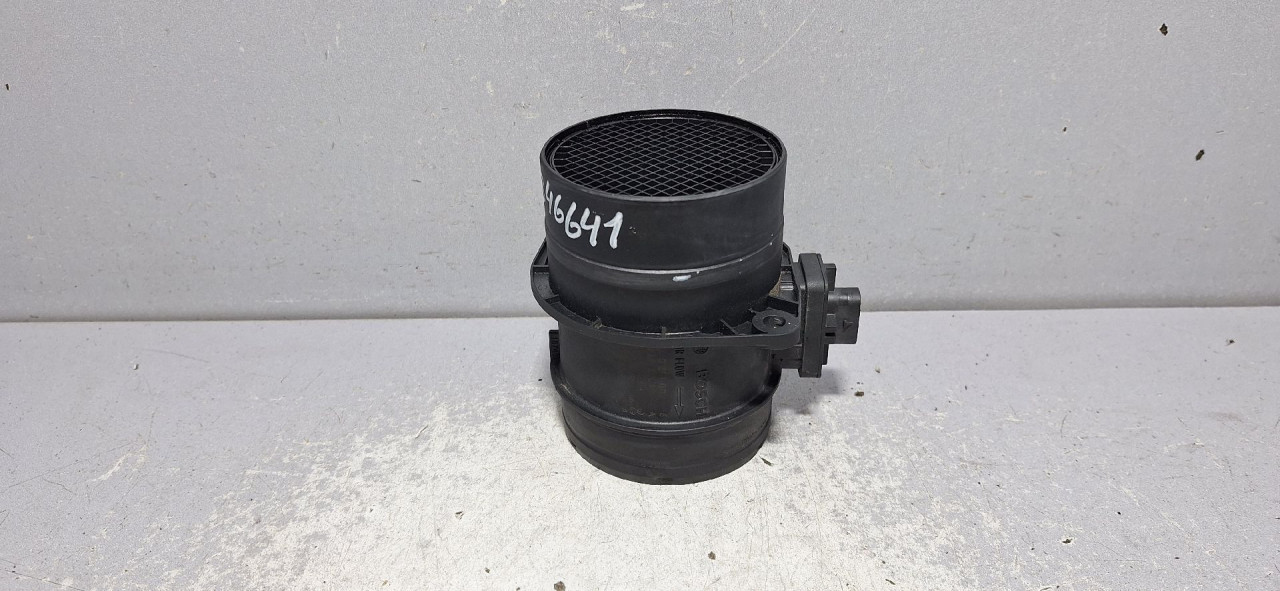 DIJELOVI PROTOK ZRAKA AUDI Q3 > 11-15 03L906461
