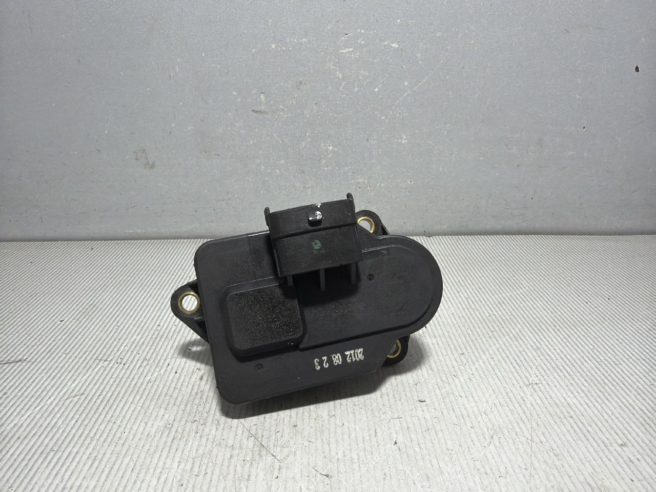 MOTORIC KLAPNE USISNE GRANE KIA SPORTAGE > 11-15 283202A410