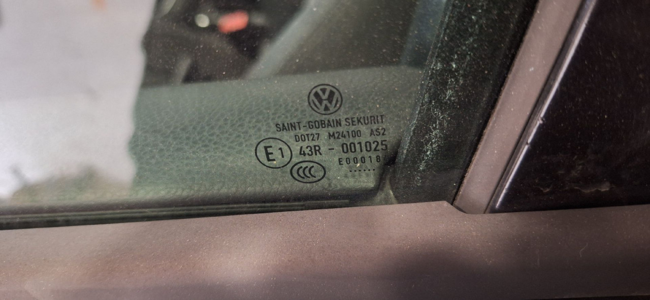 DIJELOVI STAKLO VW GOLF 6 > 08-12 2.0