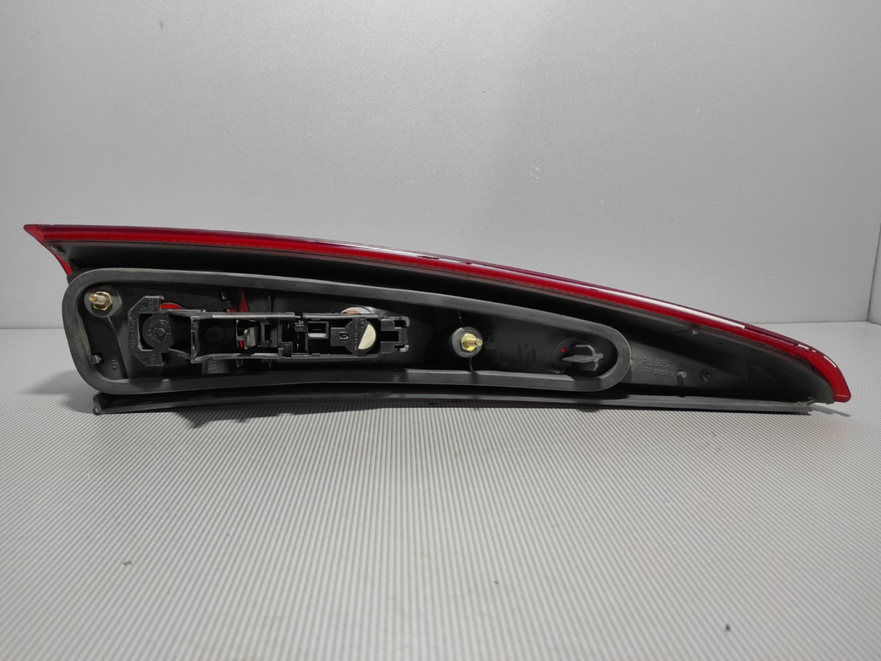 STOP SVJETLO VOLVO S70/V70 > 97-00 9157800