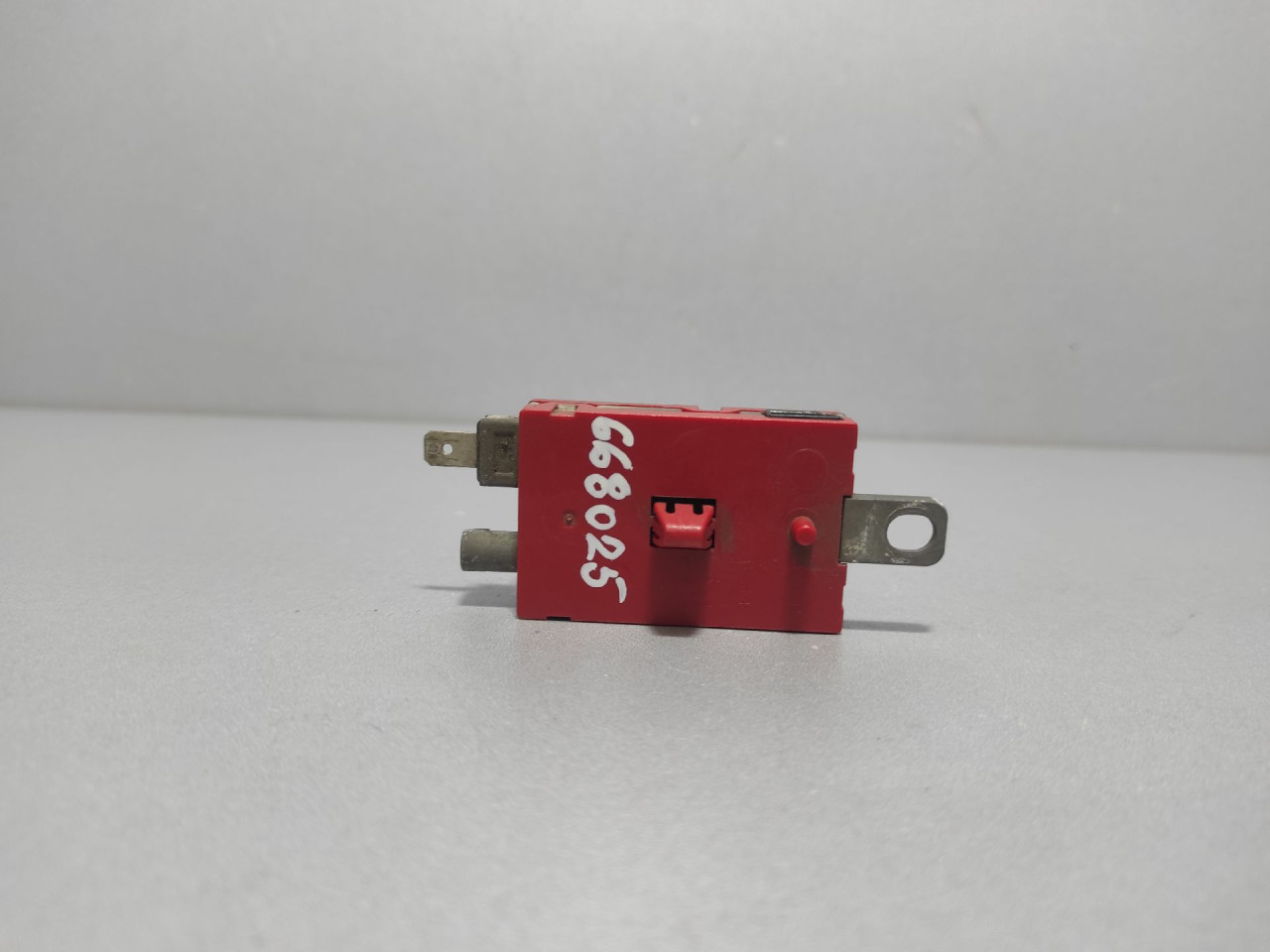 DIJELOVI ANTENA FORD KUGA > 13-16 7CP118C847EA