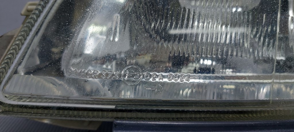 DIJELOVI FAR SAAB 9-5 > 97-06 02A6024