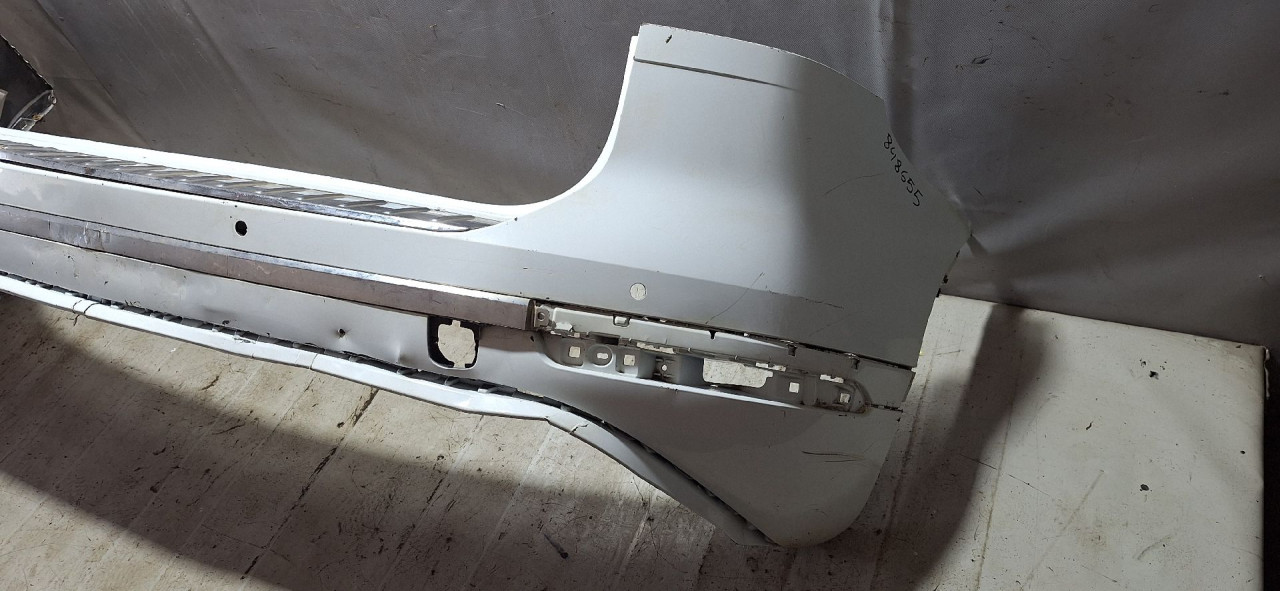 DIJELOVI BRANIK OSTECEN VW TOUAREG > 14-18 7P6807421D