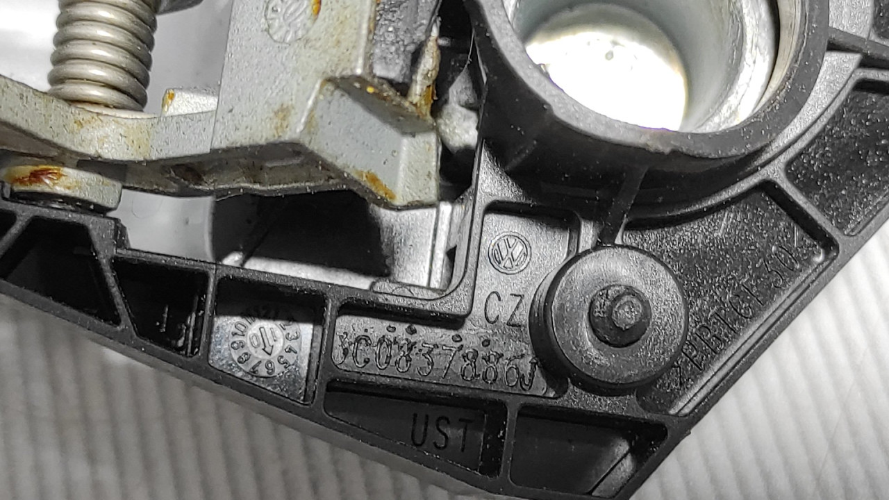 RUCKA VRATA VW PASSAT B7 > 10-14 3C0837886J