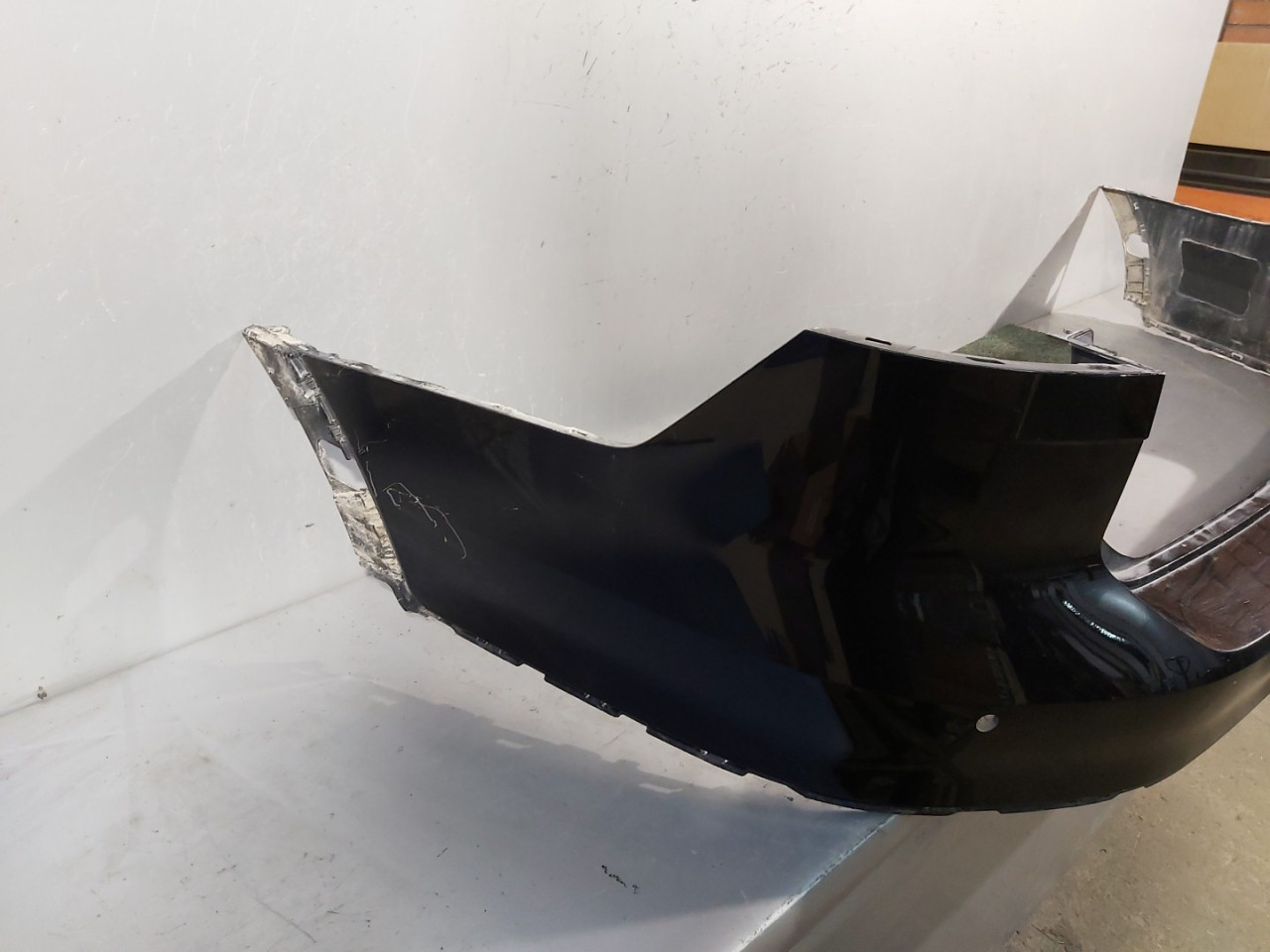 DIJELOVI BRANIK VW PASSAT B8 > 14- 3G9807421A