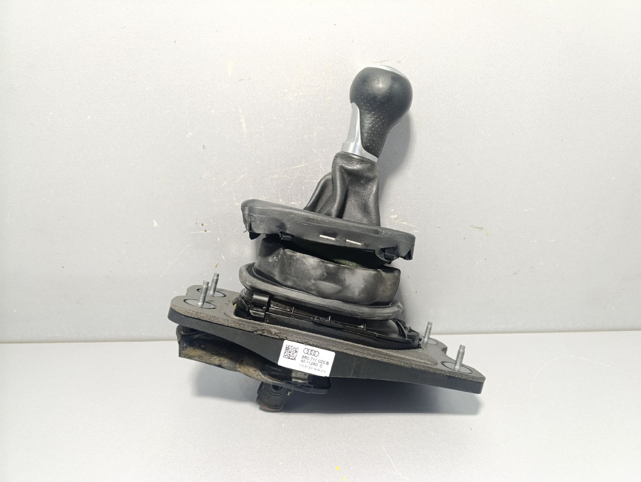 DIJELOVI SALTEBLA AUDI Q5 > 08-11 8R0711025B