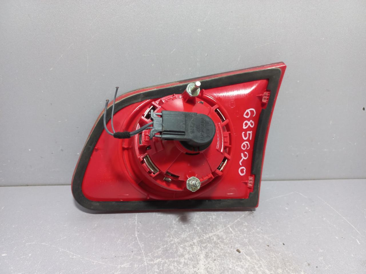 STOP SVJETLO VW PASSAT B6 > 05-10 3C9945093