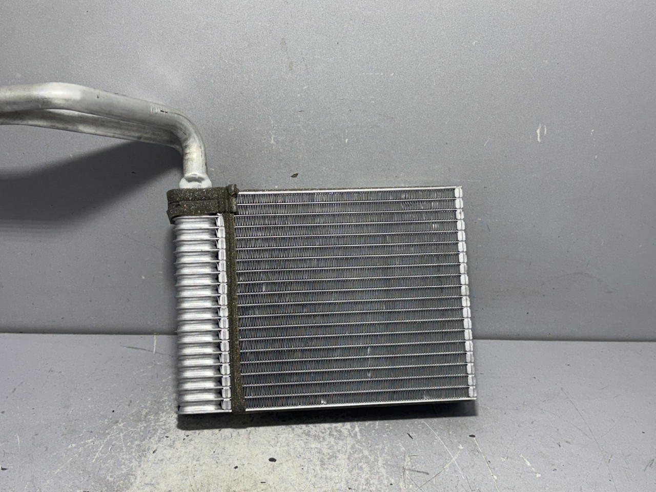 DIJELOVI MALI HLADNJAK FORD FOCUS > 15-18 5166610