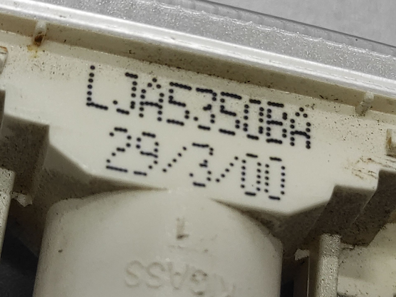 DIJELOVI RASVJETA U KABINI JAGUAR XK > 96-05 LJA5350BA