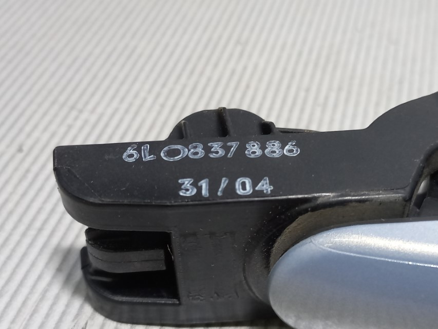 DIJELOVI RUCKA VRATA SEAT IBIZA > 06-08 6L0837886