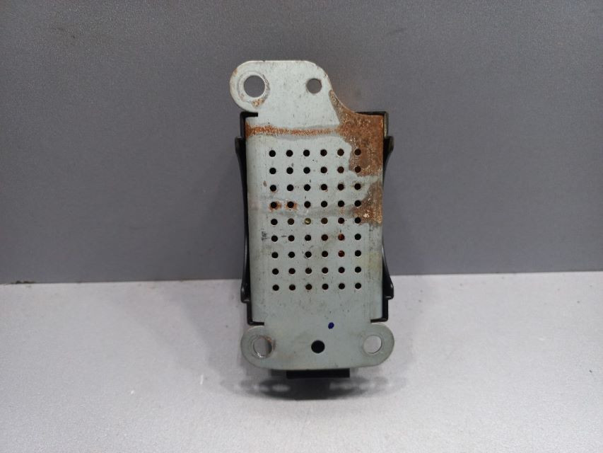 DIJELOVI ANTENA VW GOLF 5 > 03-08 1K6035570B