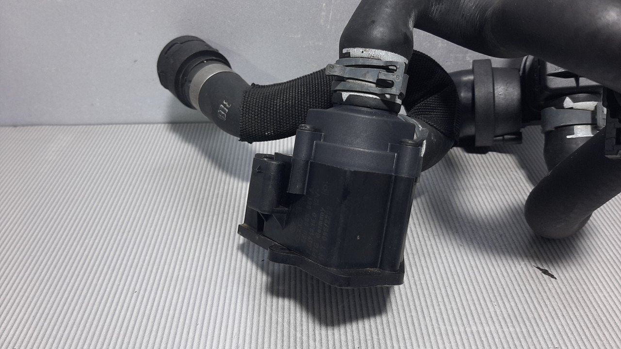 POMOCNA PUMPA VODE AUDI A4 (B8) > 12-15 8K0965561A