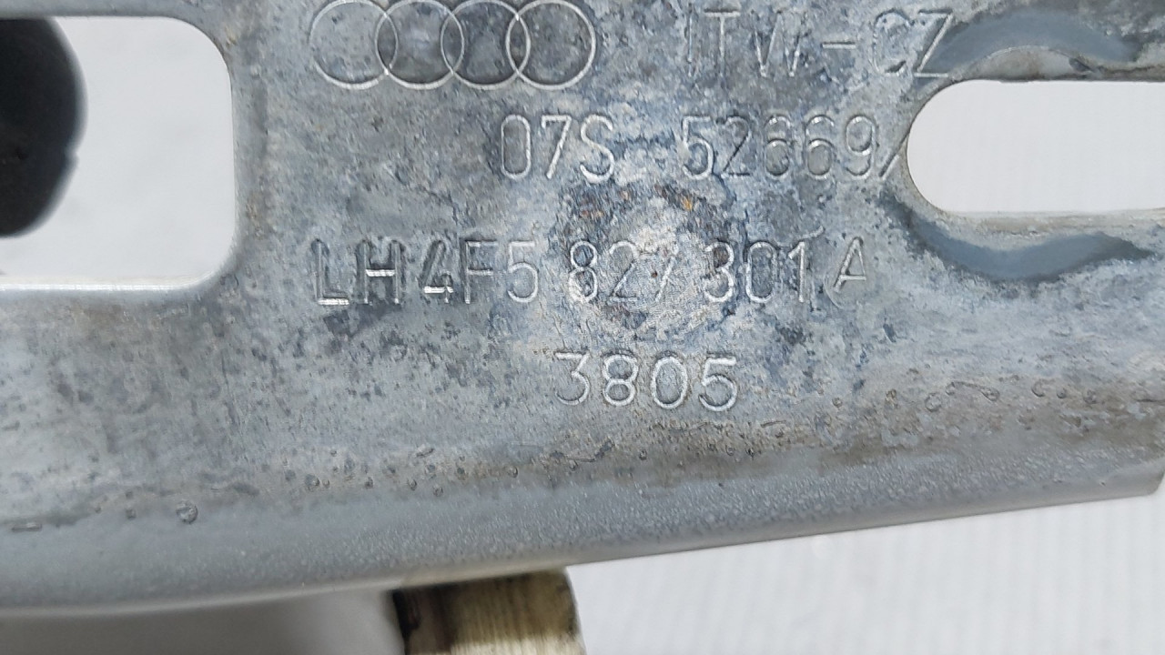 DIJELOVI BAGLAMA GEPEKA AUDI A6 > 04-08 4F5827301A