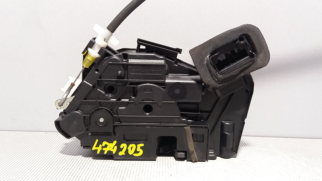 DIJELOVI BRAVA VRATA VW GOLF 6 > 08-12 5K1837016E