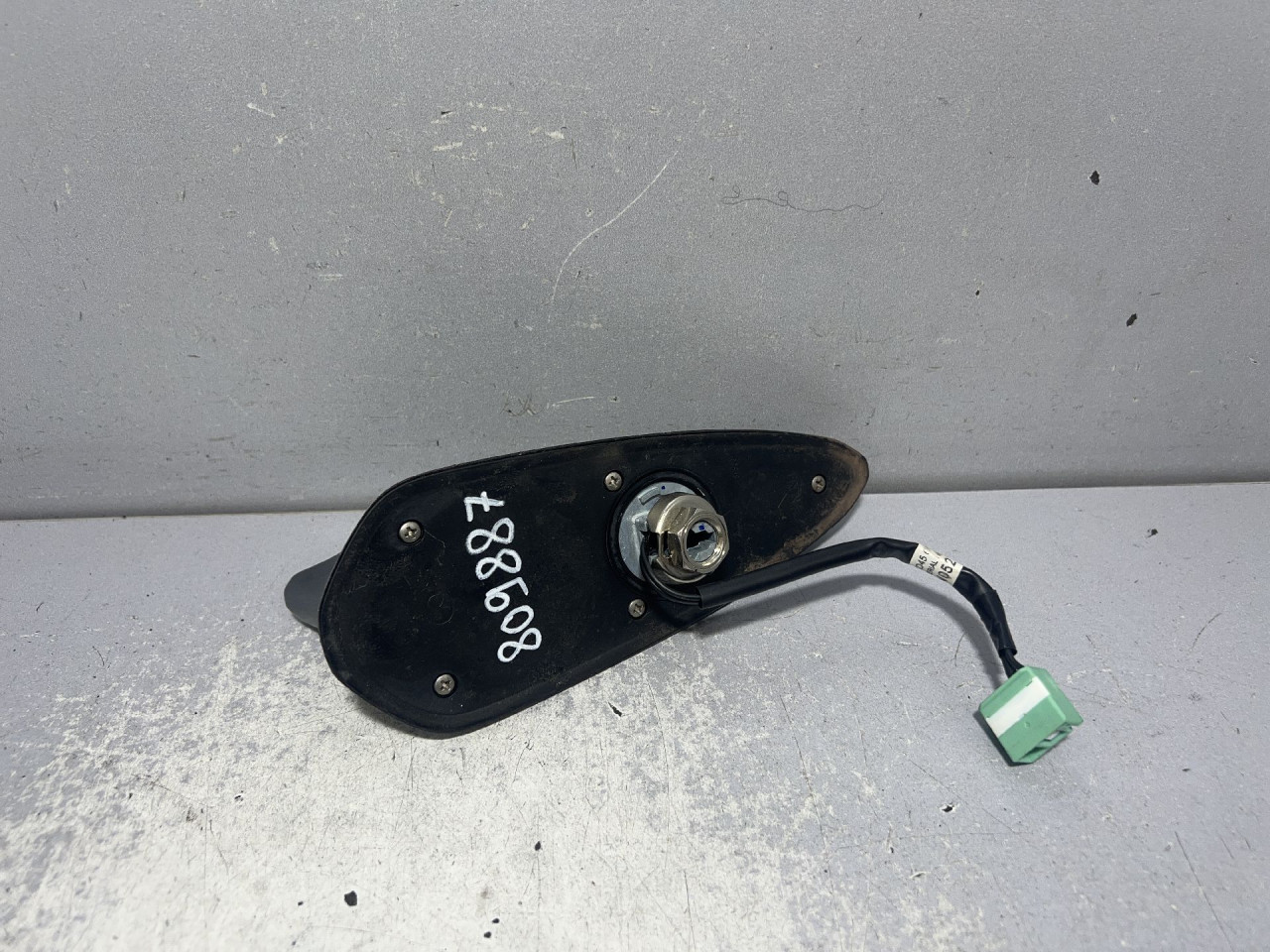 DIJELOVI ANTENA MAZDA CX5 > 12-15 KD4566930