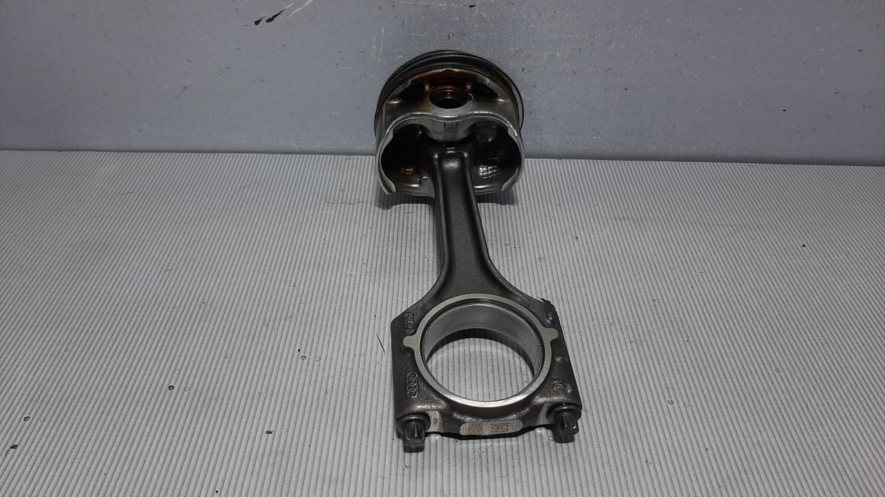 DIJELOVI KLIPNJACA AUDI A4 (B8) > 07-11 06HQ