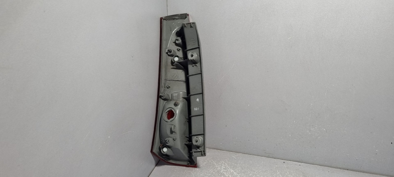 DIJELOVI STOP SVJETLO KIA CEED > 09-12 924041H3
