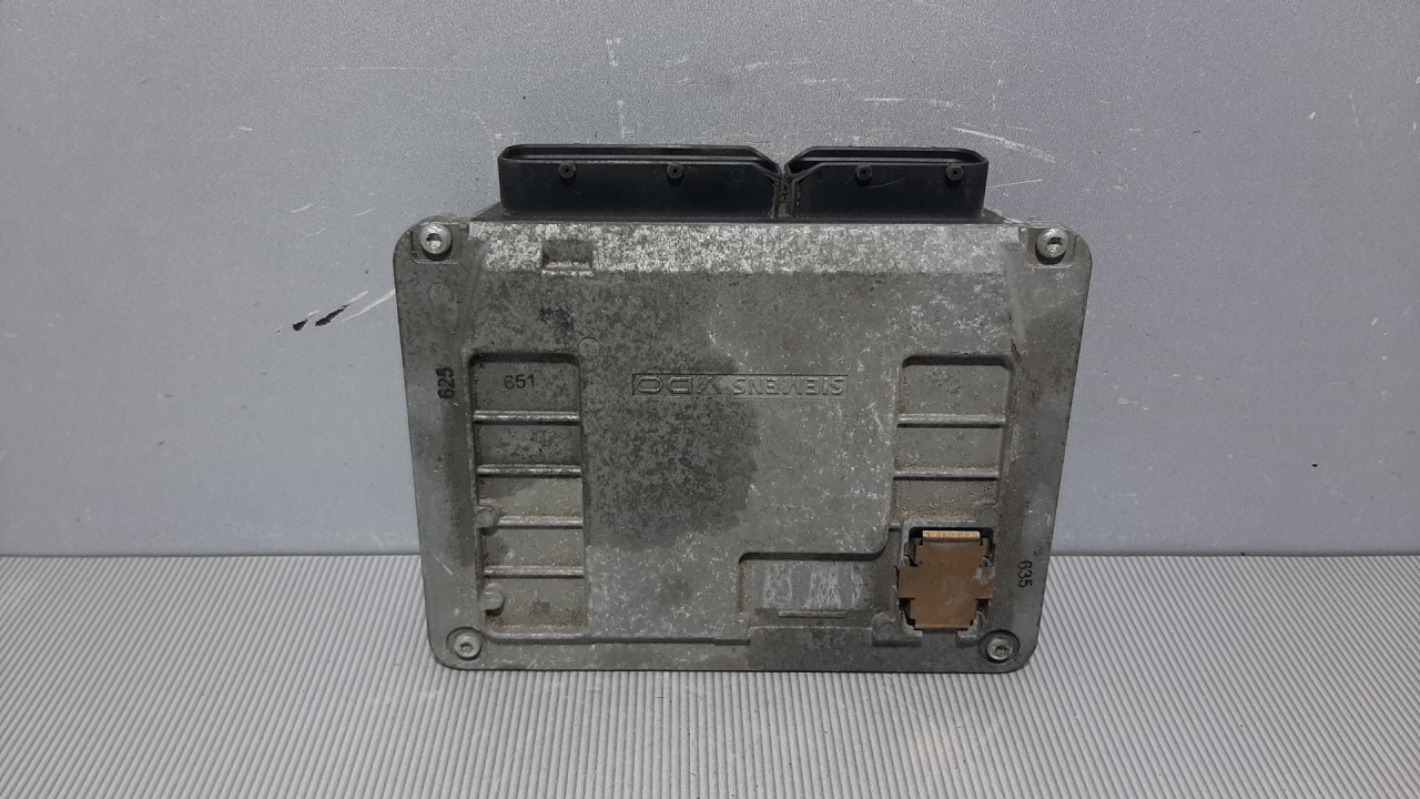 ELEKTRONIKA MOTORA VW GOLF PLUS > 05-09 06A906033DD 5WP