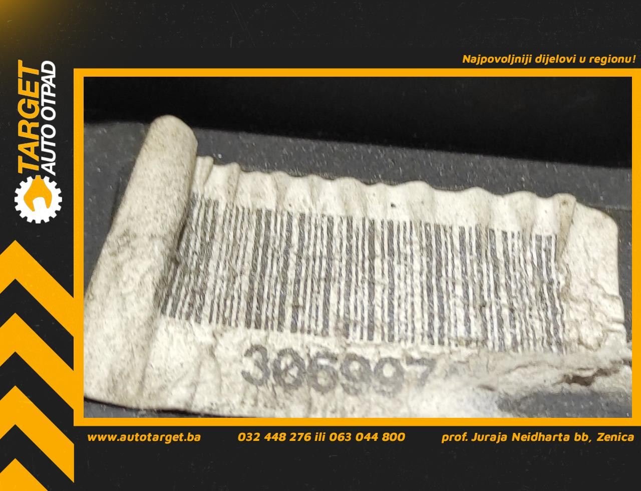 DIJELOVI BRAVA VRATA VOLVO V70 > 05-07 30699746