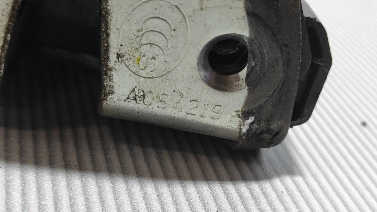 DIJELOVI BRAVA VRATA TOYOTA AURIS > 13-15 A084219