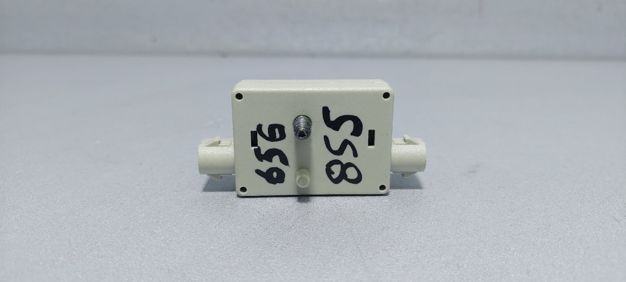 DIJELOVI ANTENA BMW X3 (E83) > 04-07 6990090