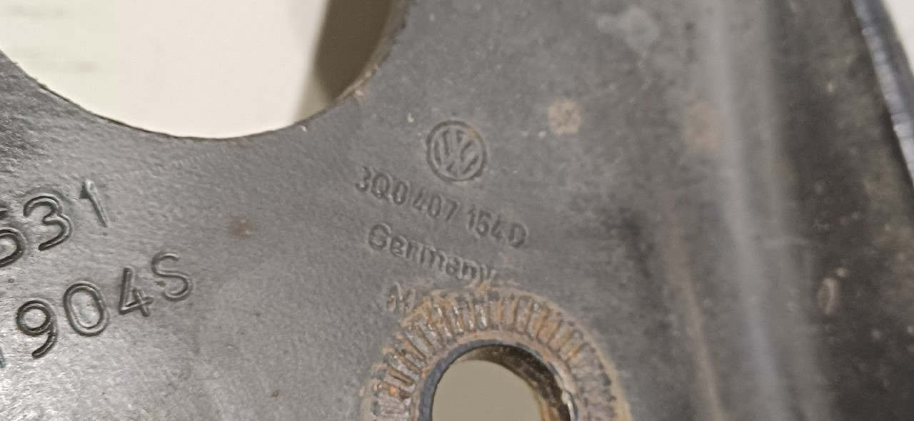 DIJELOVI LAFETA VW PASSAT B8 > 14-19 2.0 3Q0407153D
