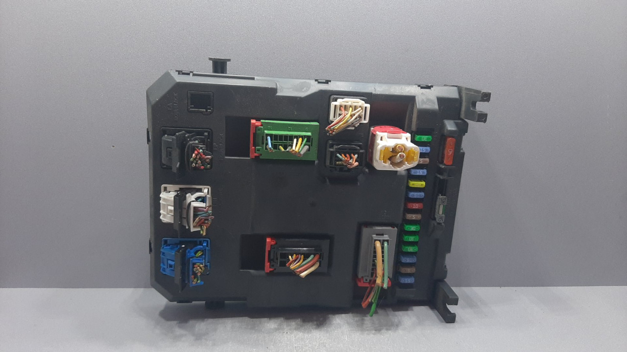 ELEKTRONIKA MODUL PEUGEOT 207 > 09-12 9674016680