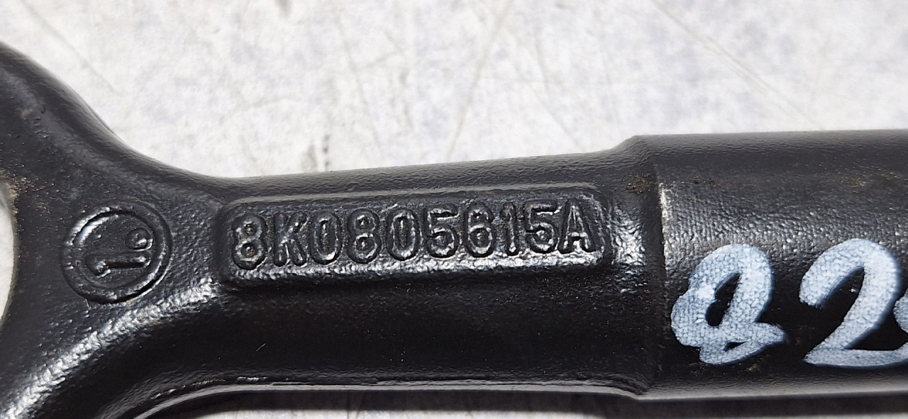 KUKA ZA VUCU VW PASSAT B8 > 14-19 8K0805615A