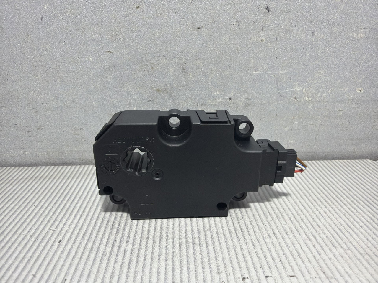 DIJELOVI MOTORIC KLAPNE AUDI A4 (B9) > 15-18 2.0 ET416003