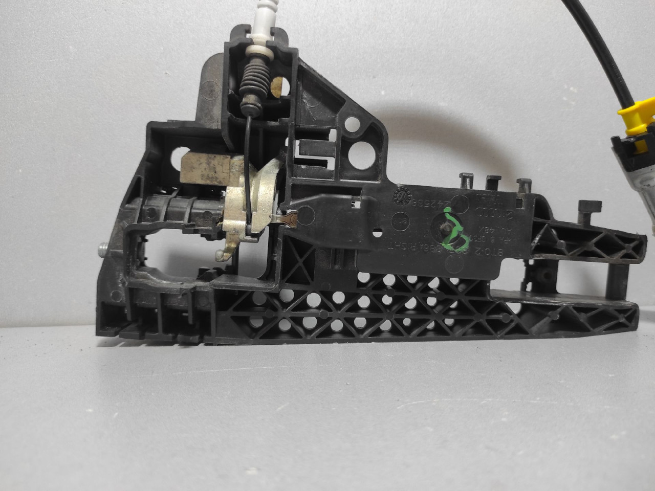 RUCKA VRATA AUDI A4 (B8) > 07-11 8T0837886B