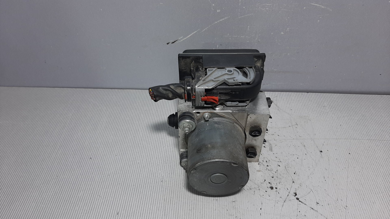 ABS ELEKTRONIKA AUDI A4 (B7) > 04-07 8E0910517J 8E06145