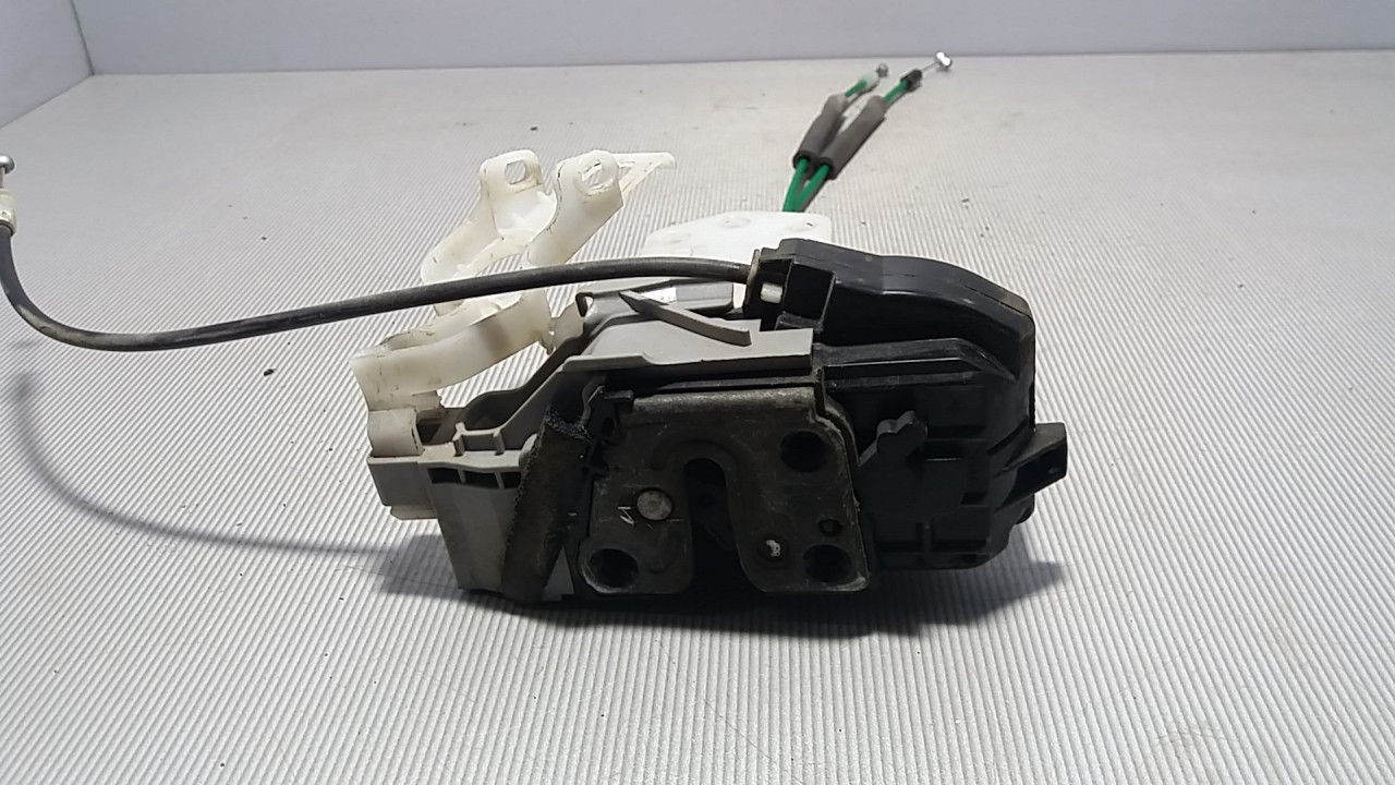 DIJELOVI BRAVA VRATA HYUNDAI I30 > 07-10 814202L000
