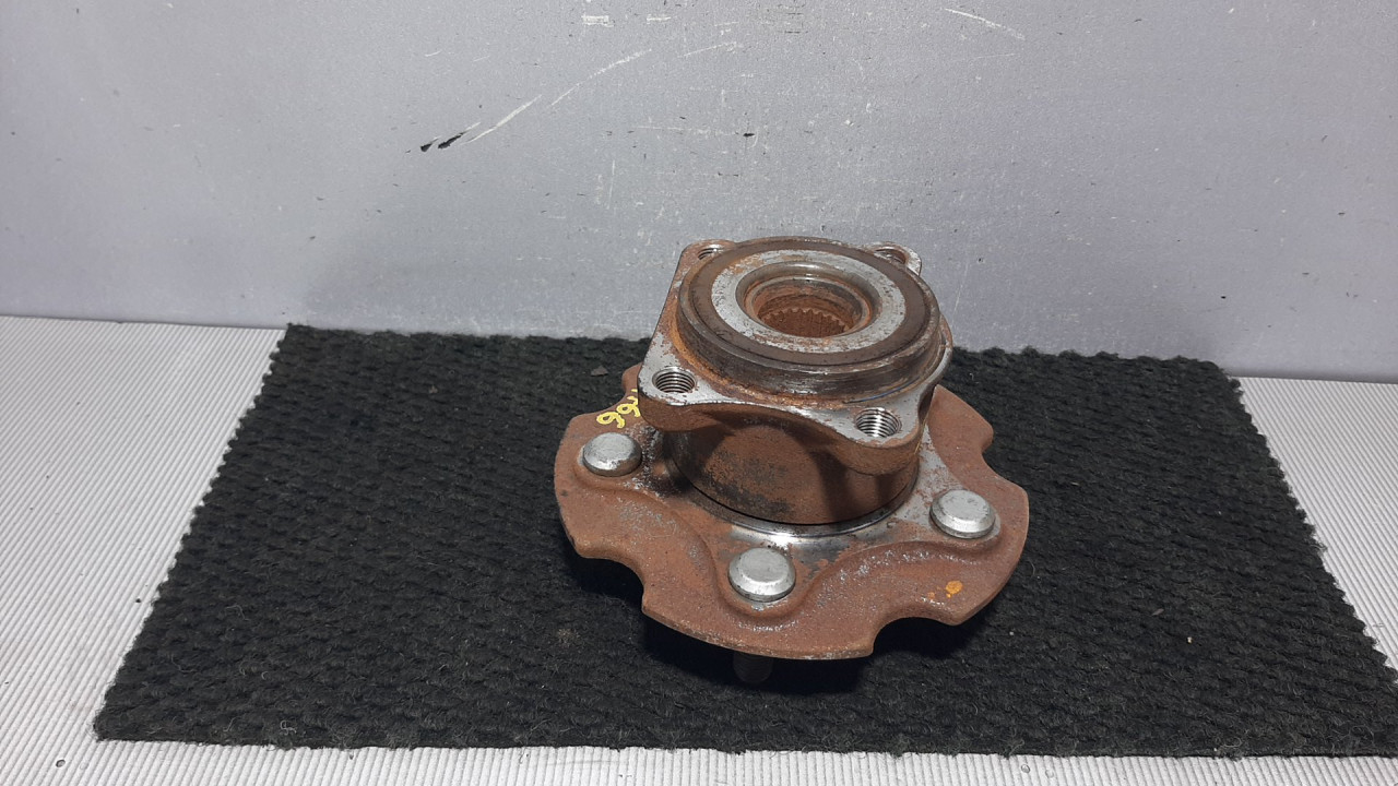 DIJELOVI LEZAJ TOCKA TOYOTA RAV 4 > 15-18 2.5
