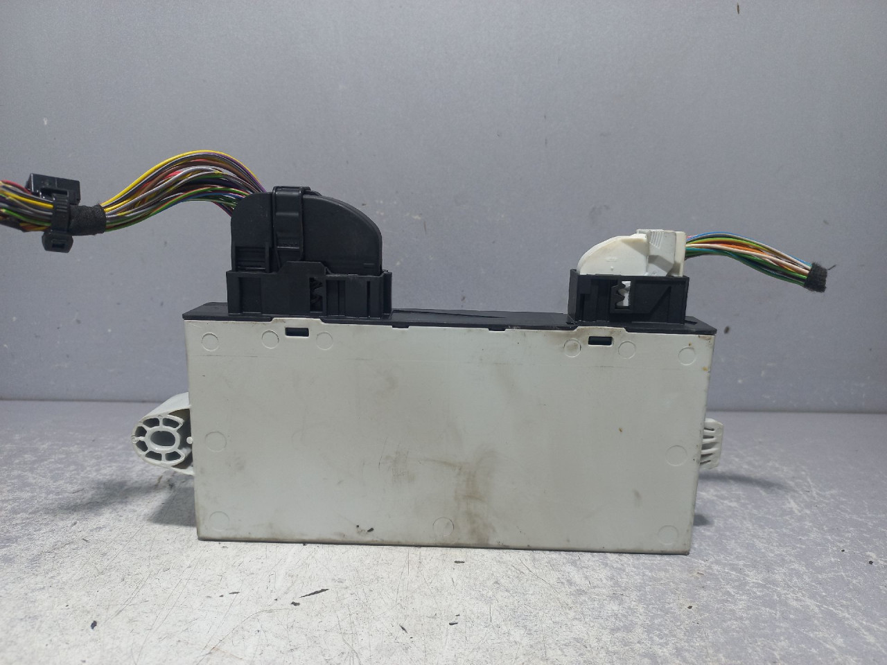 ELEKTRONIKA MODUL BMW SERIJA 5 (F10/F11) > 13-16 680937