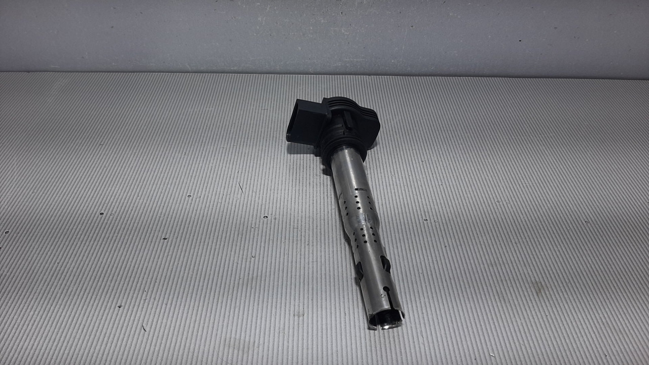 DIJELOVI BOMBINA AUDI A4 (B7) > 04-07 07K905715D