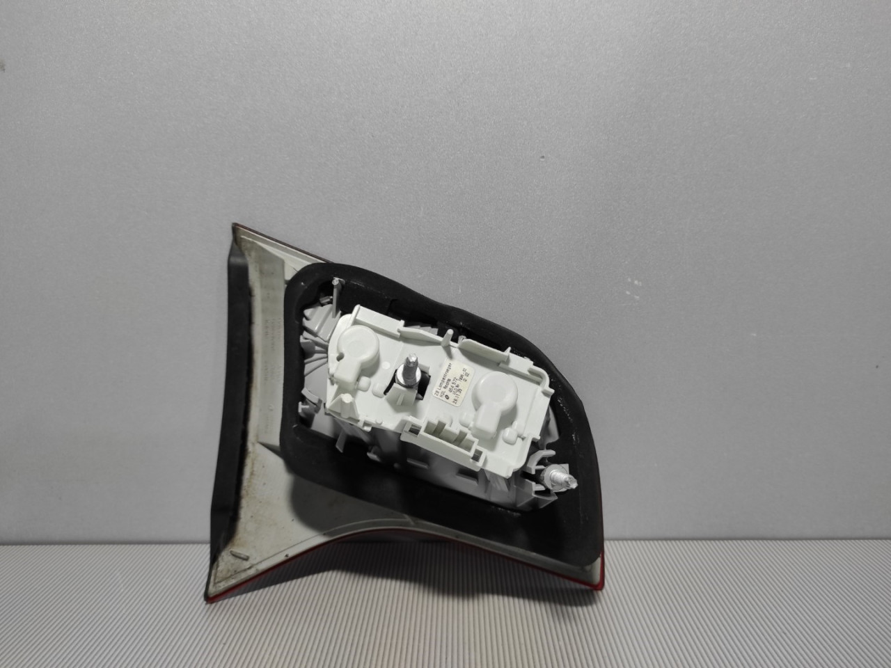 STOP SVJETLO AUDI A4 (B7) > 04-07 8E9945094
