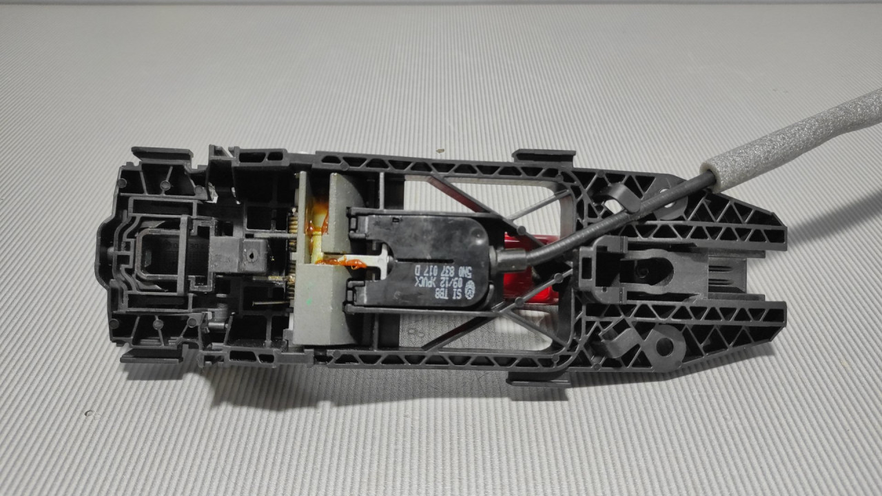 RUCKA VRATA SKODA FABIA > 07-10 5N0839885H