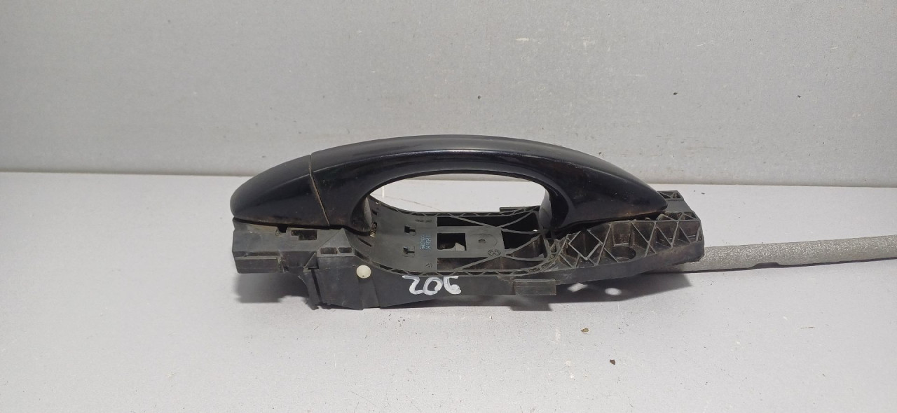 DIJELOVI RUCKA VRATA VW GOLF 7 > 12-16 5N0839885H