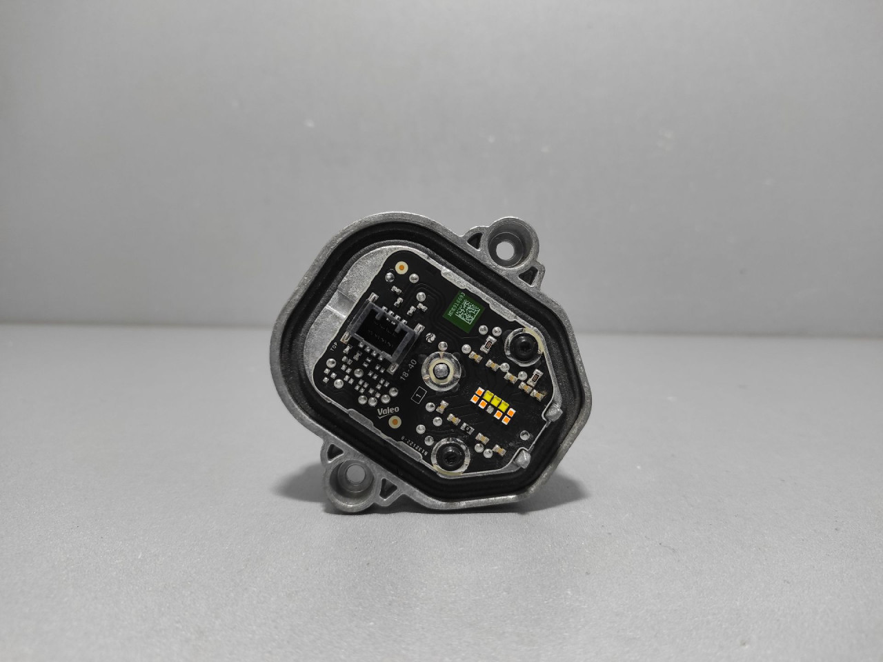 ELEKTRONIKA MODUL VOLVO V90 > 16- B132122-B