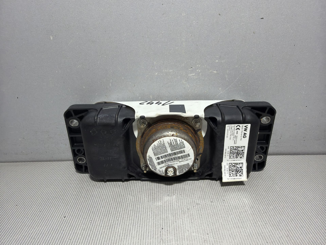 DIJELOVI AIRBAG SUVOZACA VW GOLF 7 > 12-16 2.0 8V0880204D