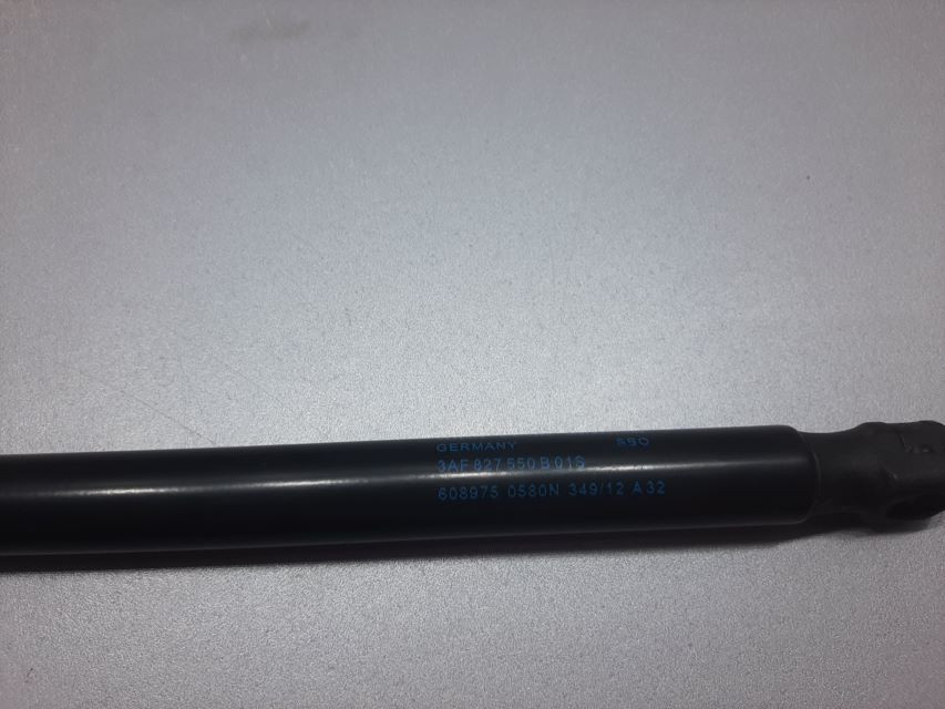 AMORTIZER GEPEKA VW PASSAT B7 > 10-14 3AF827550B