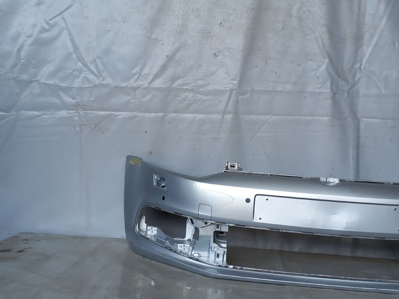 DIJELOVI BRANIK VW POLO > 14-17 6C0807221