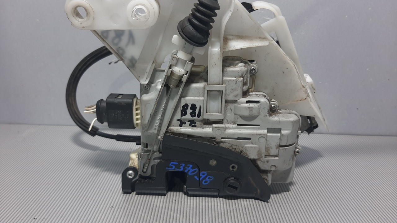 BRAVA VRATA VW PASSAT B6 > 05-10 3C4839016A