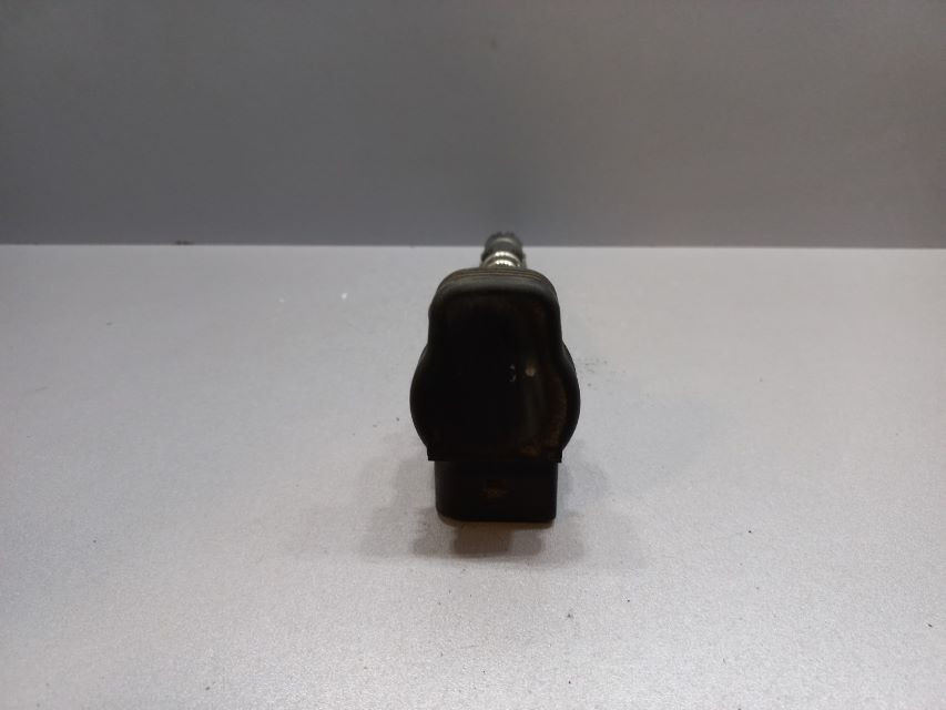 DIJELOVI BOMBINA VW PASSAT B6 > 05-10 06F905115F