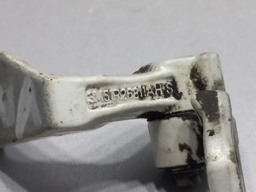 DIJELOVI BAGLAMA FORD FOCUS > 05-07 3M51R26811BC