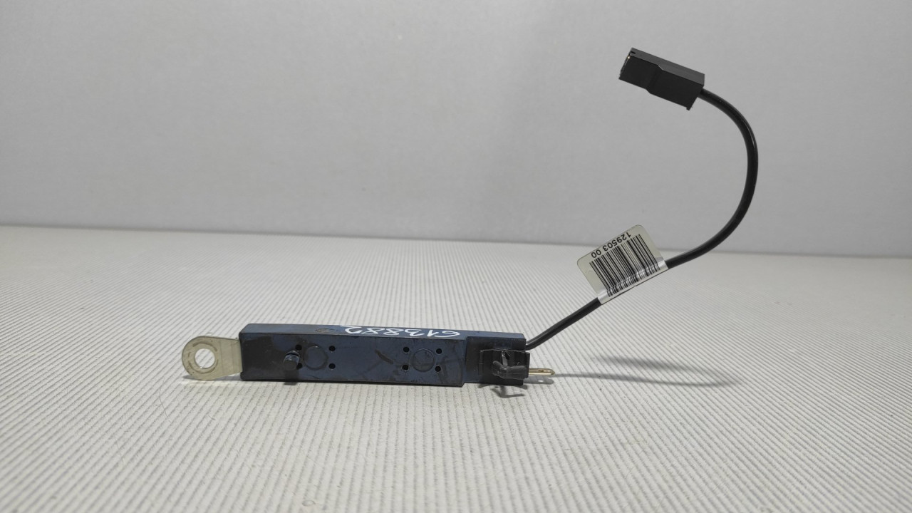 ANTENA LAND ROVER DISCOVERY > 04-09 12950300