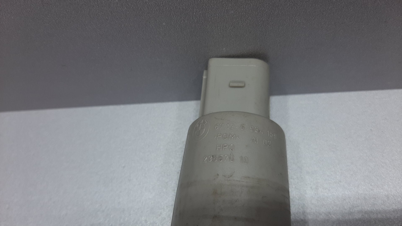 PRSKALICA ZA BRISACE BMW SERIJA 3 (E90/E91) > 05-09 23557610