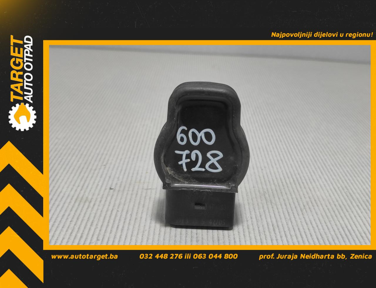 DIJELOVI BOMBINA AUDI A6 > 04-08 2.0 07K905715A