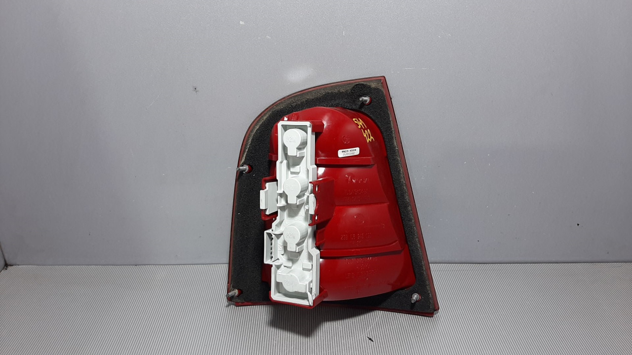 STOP SVJETLO SKODA OCTAVIA > 00-04 1U6945096