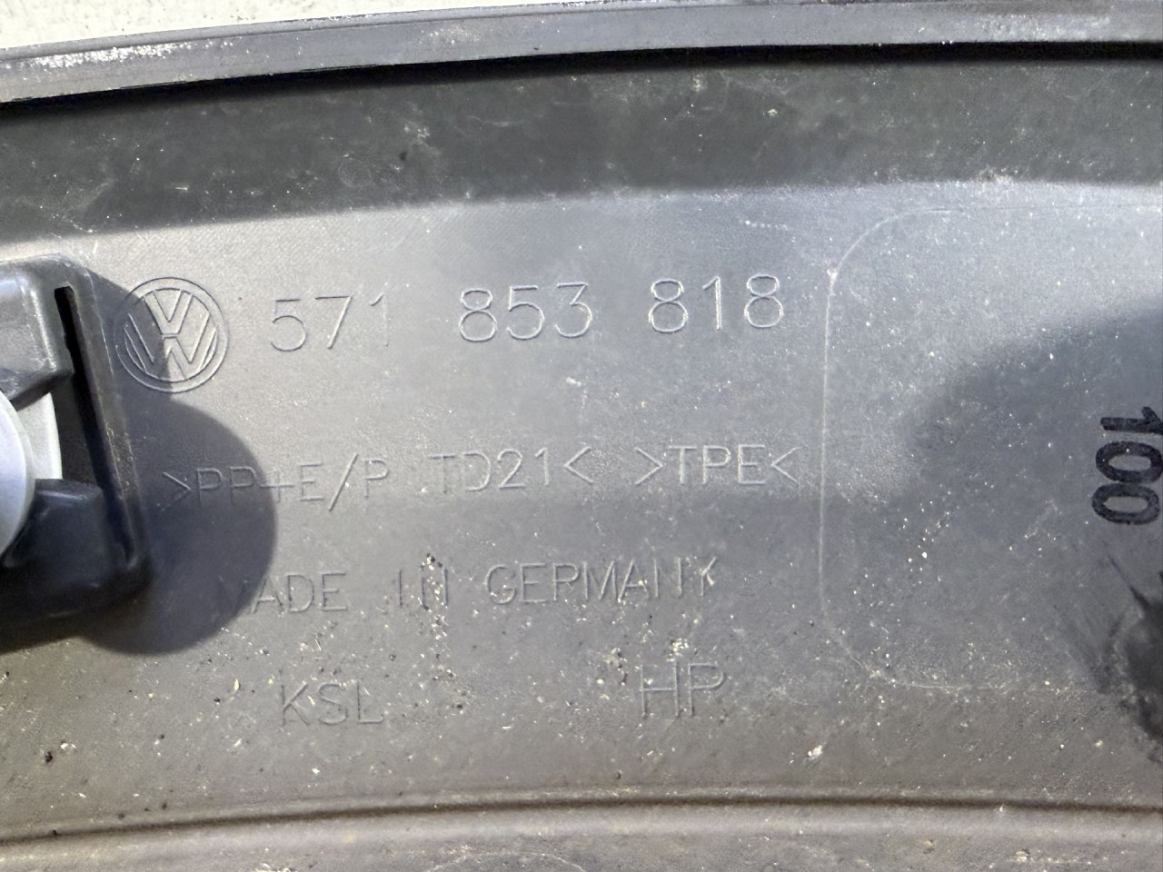 DIJELOVI RUB BLATOBRANA VW TIGUAN > 20- 2.0 571853818